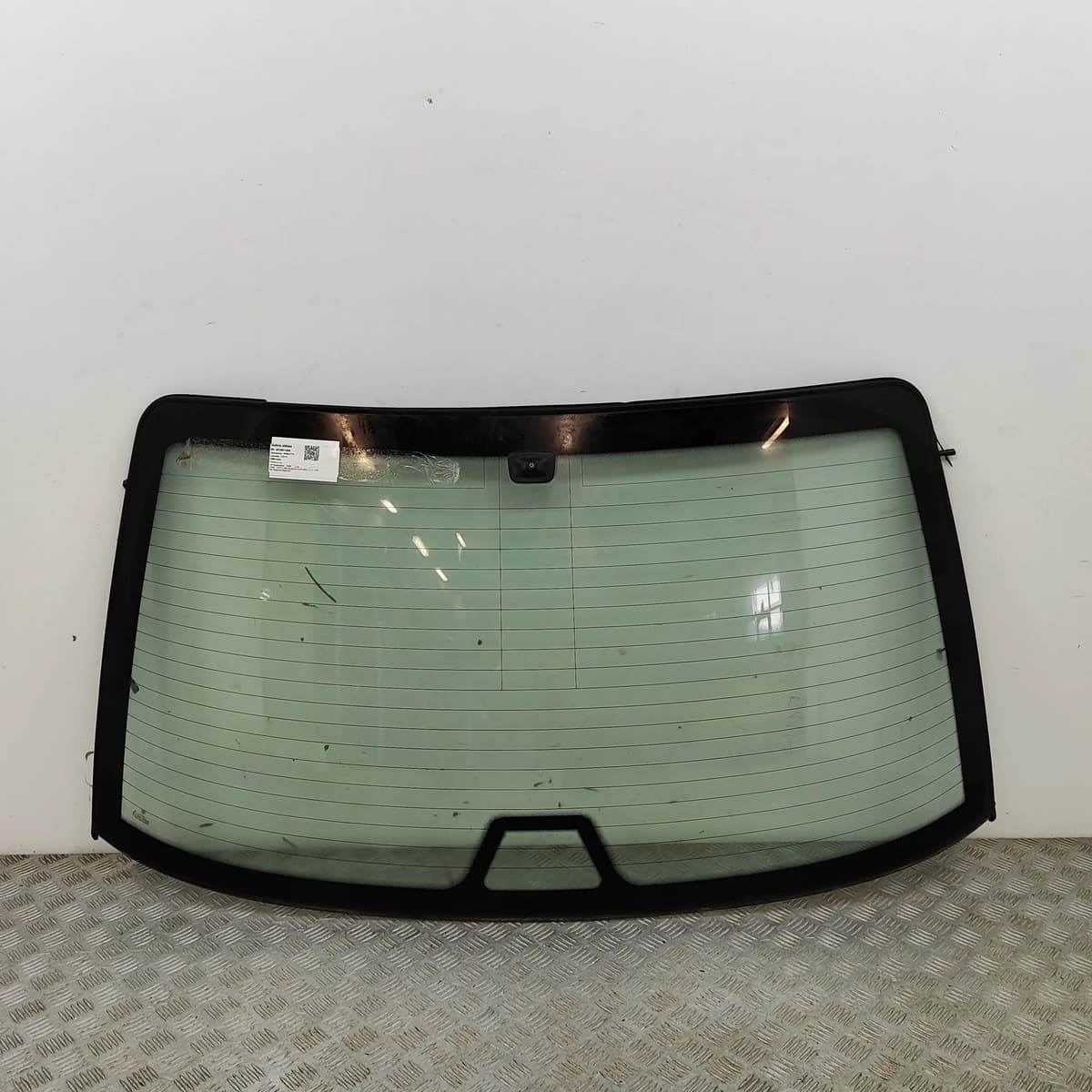 BMW 7 E38 Rear Window Glass 8172306 5.4 Petrol 240kw 1996 31891628