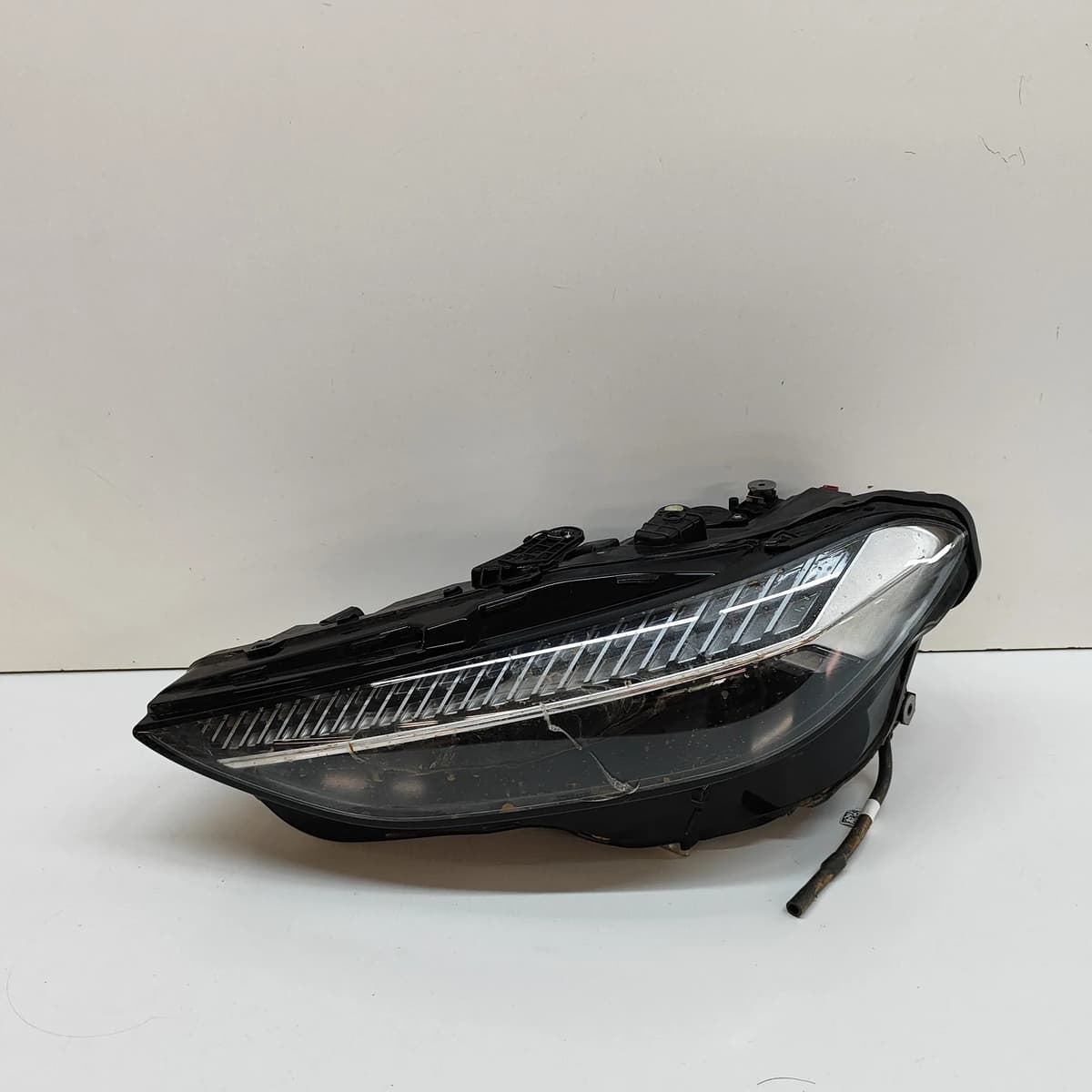 AUDI A5 Avant B10 Front Left Headlight 8B3941035AA LHD 2024 31932223