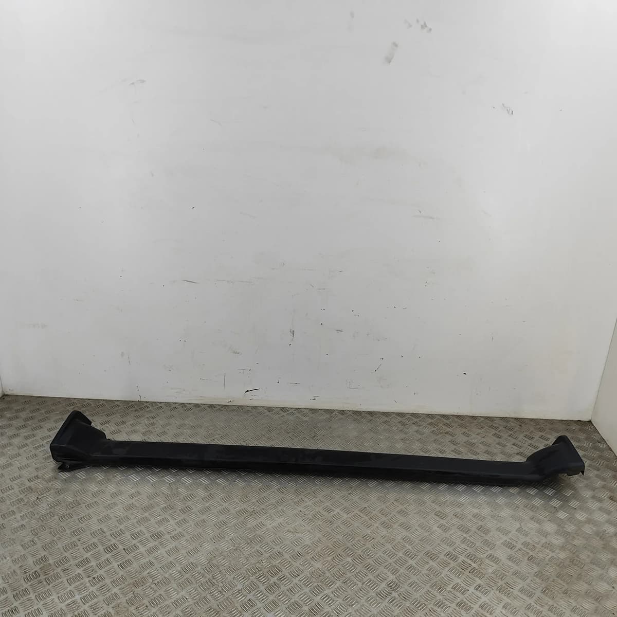 DODGE NITRO Left Side Plastic Sideskirt Cover 1BS55RXFAA 2.8 Diesel 31958645