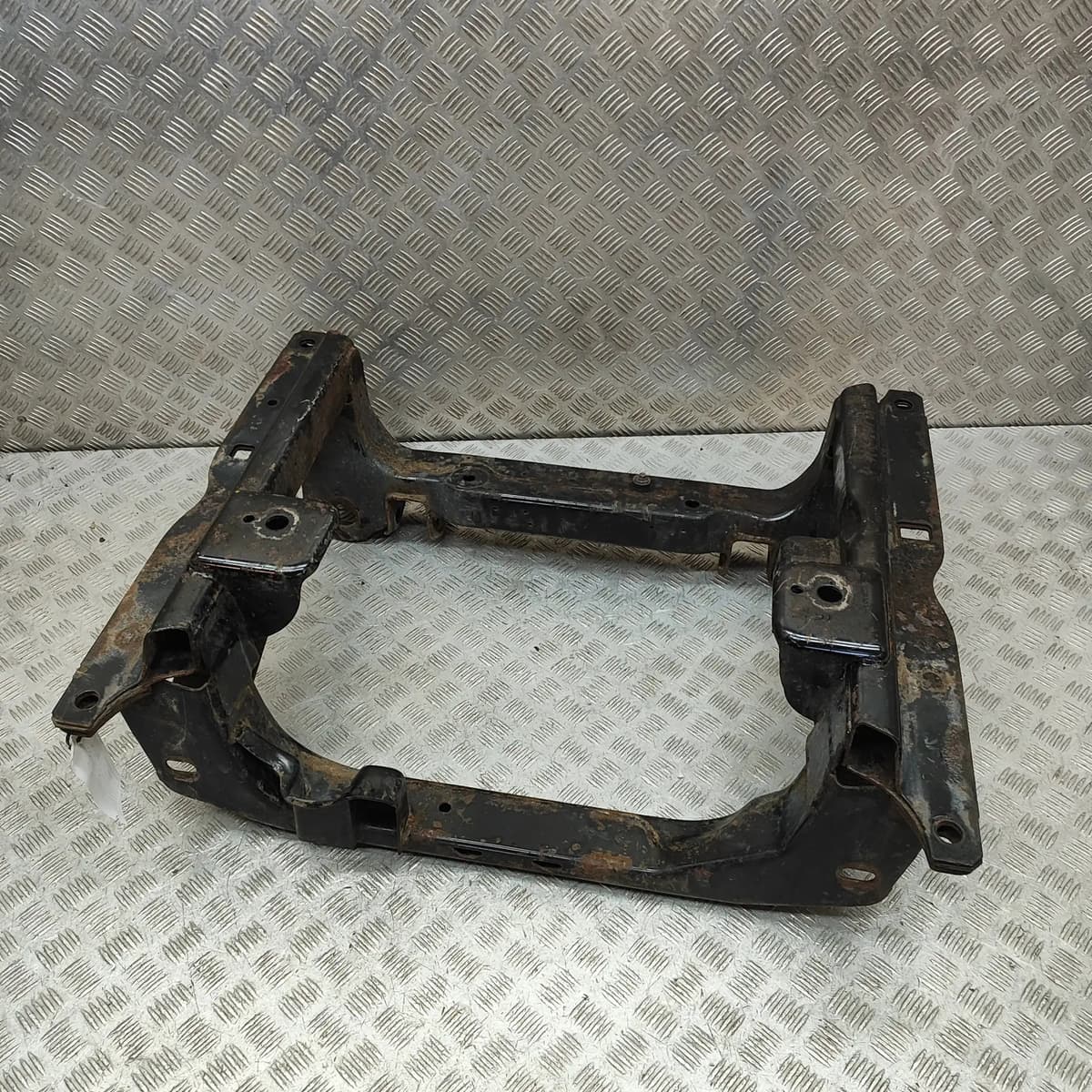 DODGE NITRO Front Subframe K52109905AH 2.8 Diesel 130kw 2008 31959557