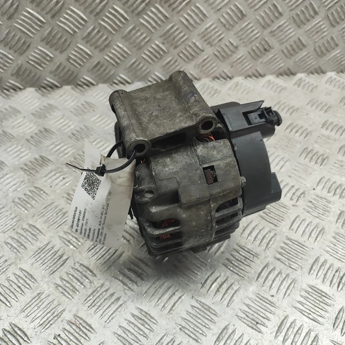 AUDI A4 8EC B7 Alternator Generator 06D903016A 2.0 Petrol 162kw 2007 31961137