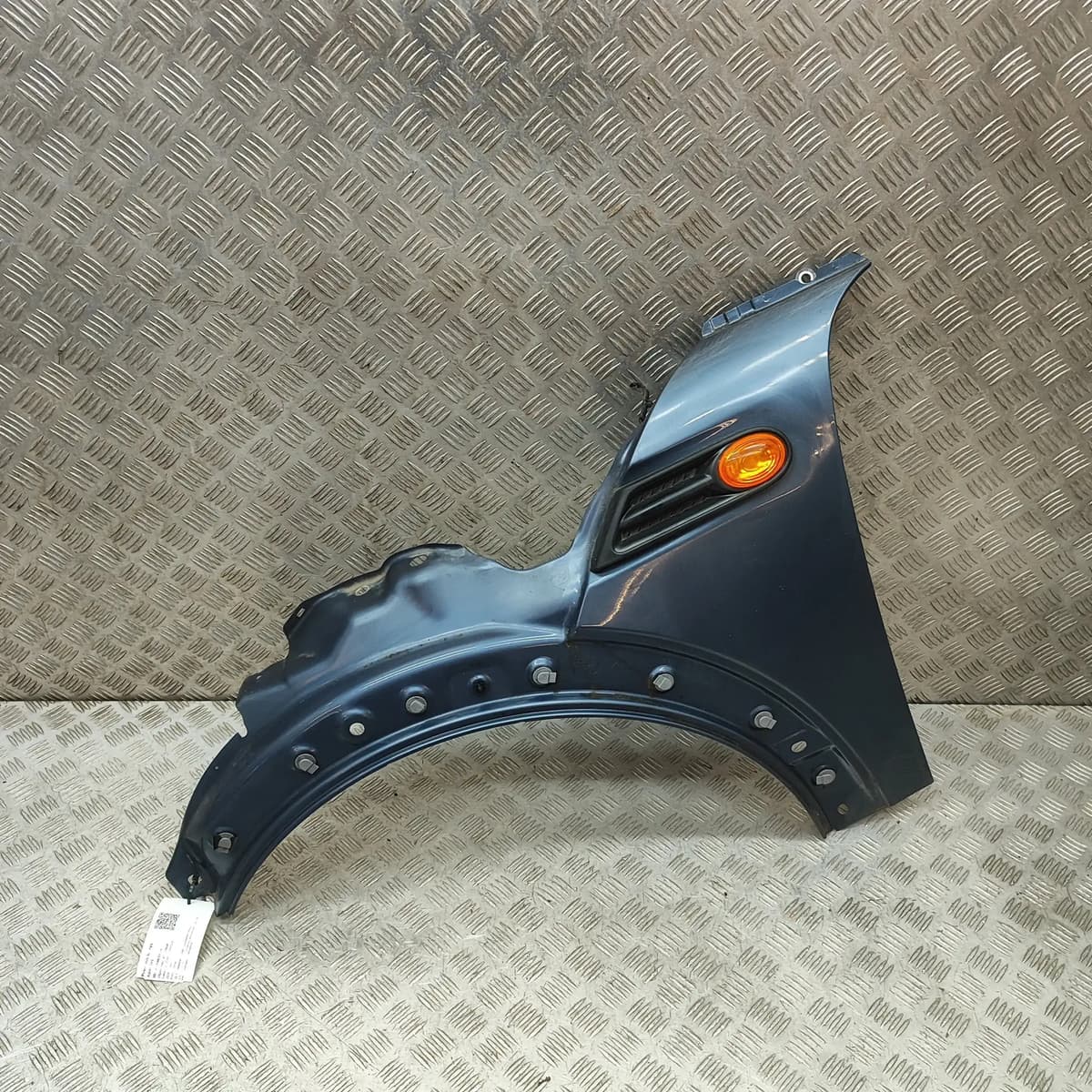 MINI CLUBMAN R55 Front Left Fender 5A55B01 2010 31963944