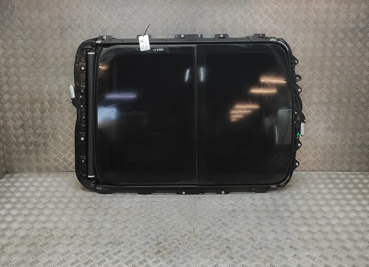 VOLVO XC40 536 Sunroof 32131339 Electricity 300kw 2022 31984503