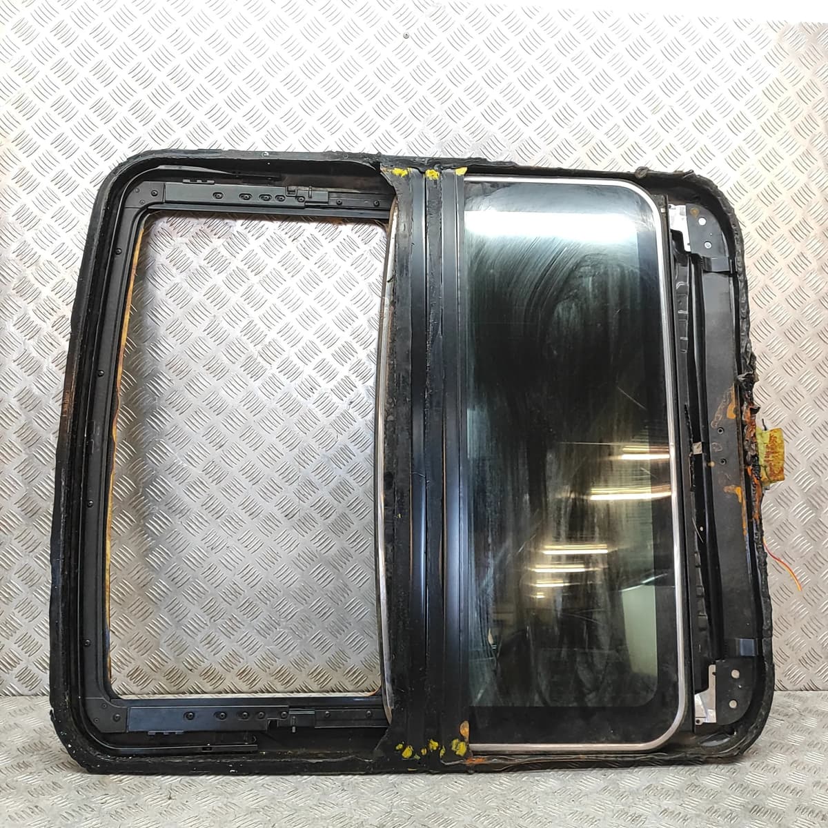 CADILLAC ELDORADO Coupe MK12 Sunroof AS3 03635490 4.6 Petrol 220kW 1993 31987297
