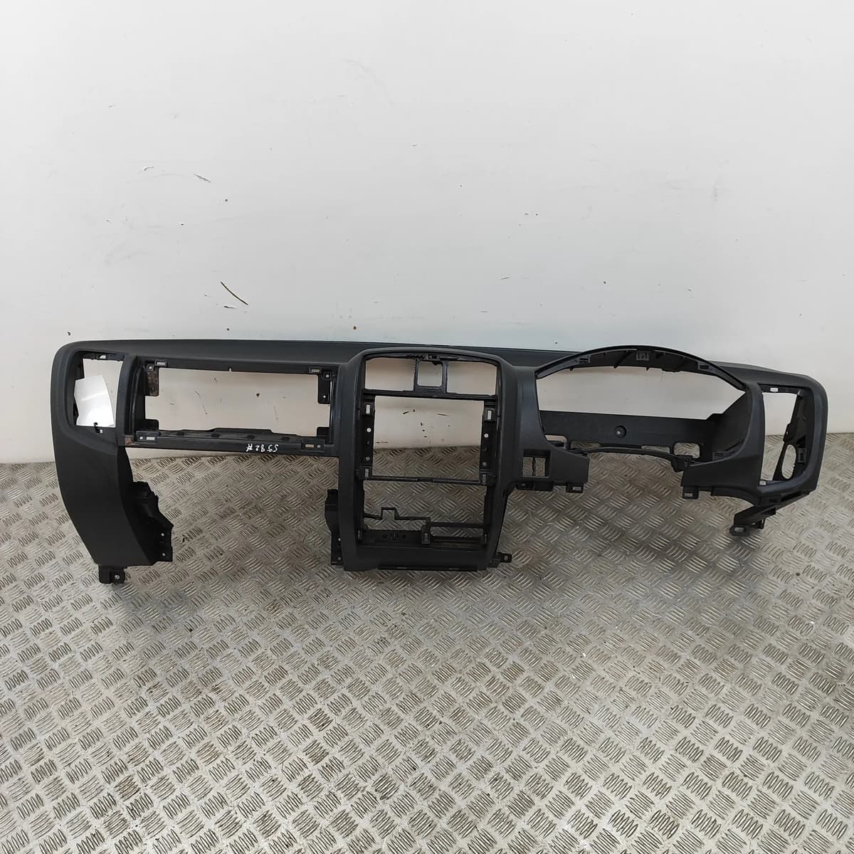 ISUZU D-MAX TFR, TFS Dashboard 8-97405-969-0 3.0 Diesel 120kw 2009 31989700
