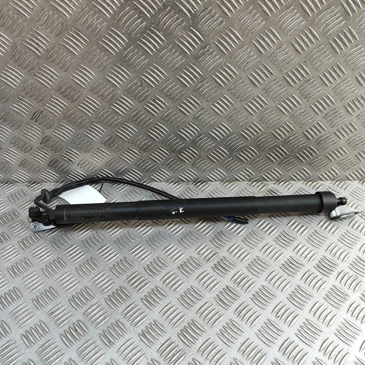 TOYOTA YARIS CROSS XP210 Left Side Tailgate Gas Strut 68920-52030 2023 31997599