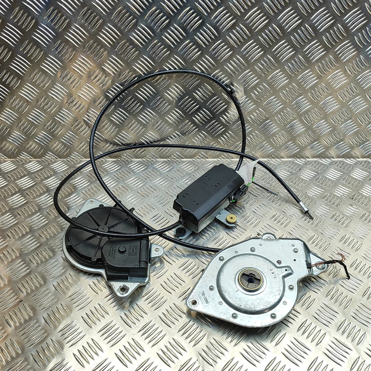 PORSCHE BOXSTER 986 Roof Folding Mechanism Parts 98656118003 3.2 Petrol 32003945