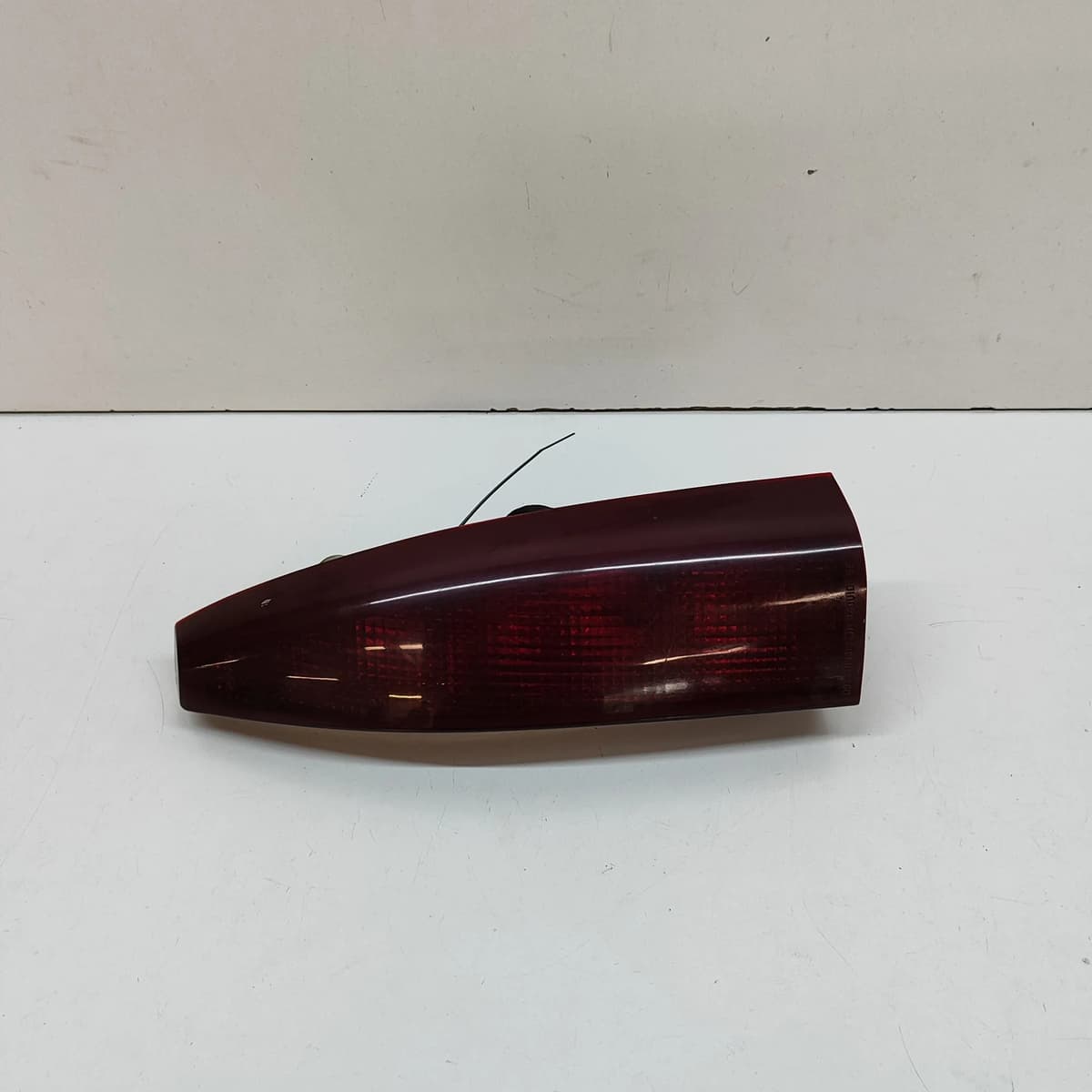 CADILLAC ELDORADO Coupe MK12 Rear Right Tail Light 05977245 LHD 1993 32005043