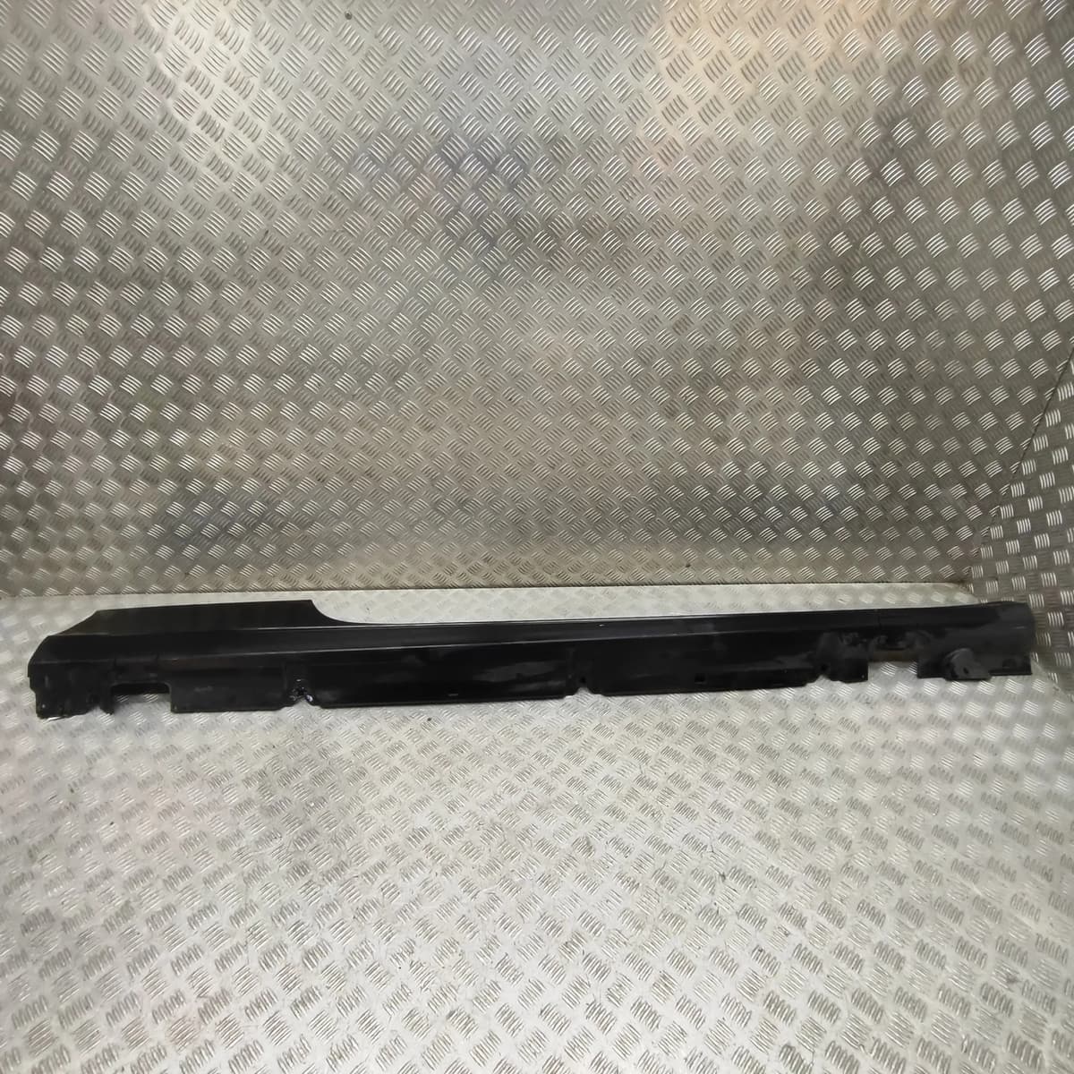MERCEDES-BENZ C C205 Right Plastic Sideskirt Cover A2056908000 2020 32030925