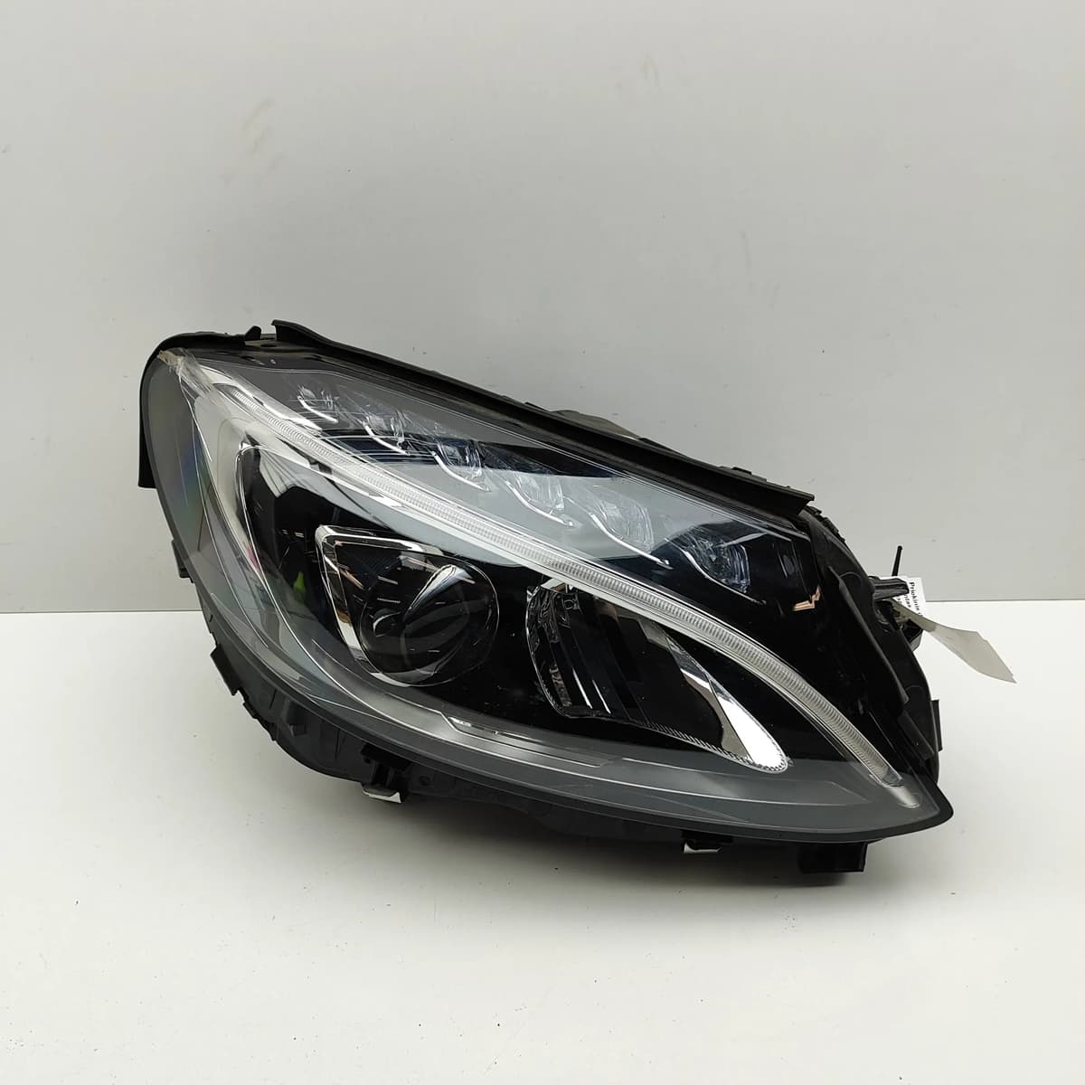 MERCEDES-BENZ C Coupe C205 Front Right Headlight RHD A2059067403 2017 32031418