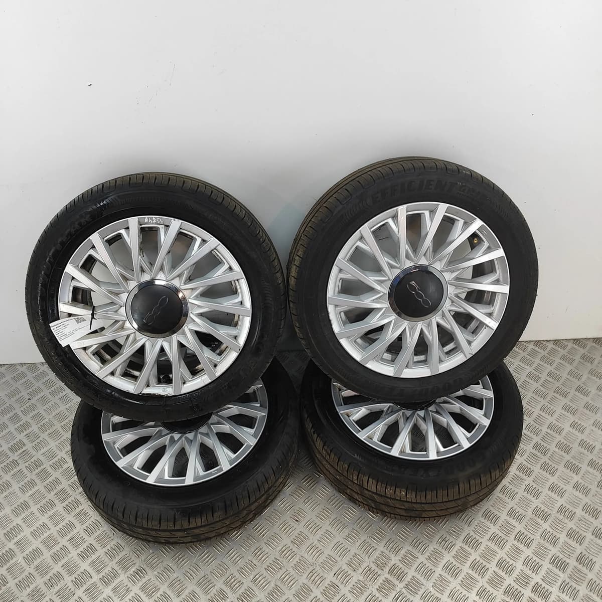 FIAT 500 312 Alloy Wheel Set 52009577 1.0 Petrol / electricity 51kw 32051691