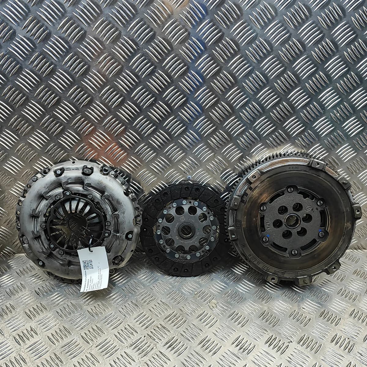 MAZDA MX-5 ND Clutch Kit PE33-16410-Z01 2.0 Petrol 118kw 2022 32055929