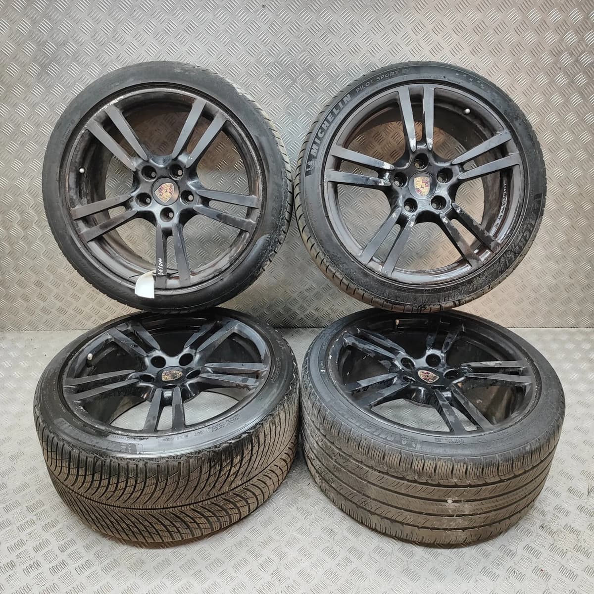 PORSCHE PANAMERA 970 Alloy Wheel Set 97036219204 3.0 Diesel 184kw 2013 32069454