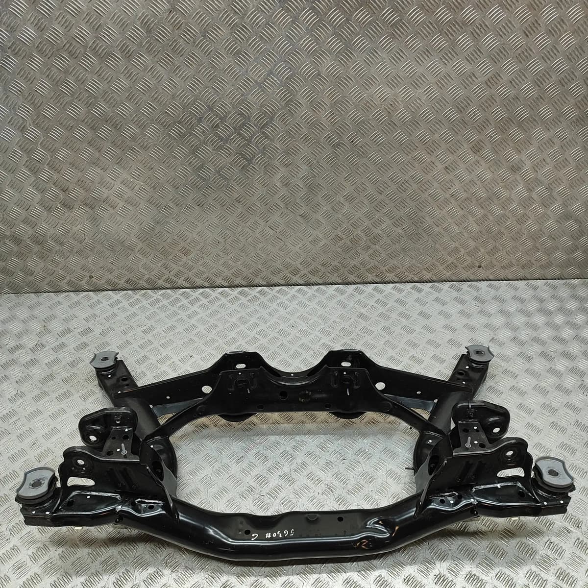Volkswagen TAYRON R41 Rear Subframe 3WA505235AB 1.5 Hybrid 150kW 2024 32095161