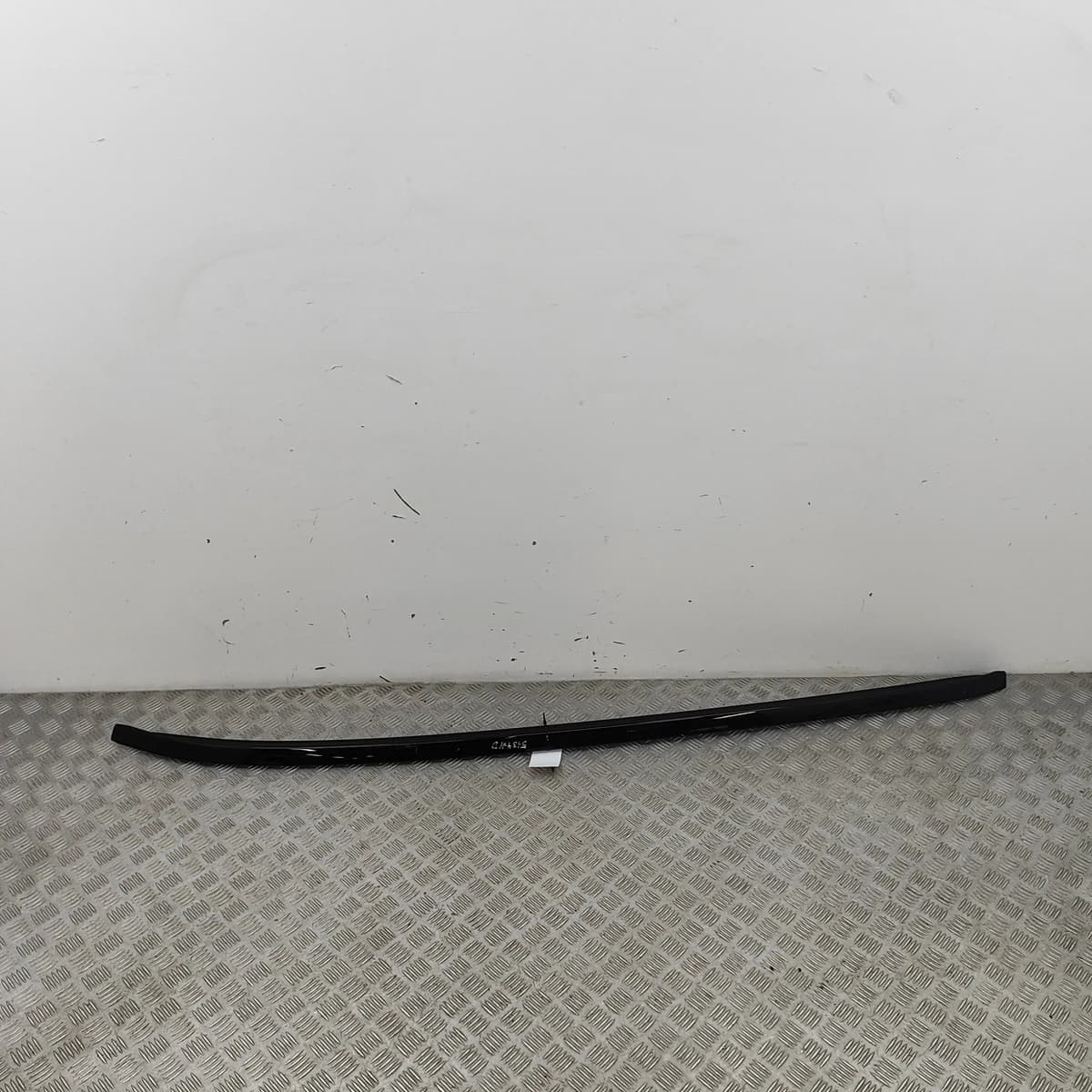 VOLVO XC60 MK2 Right Side Roof Rail 32216713 2024 32143448