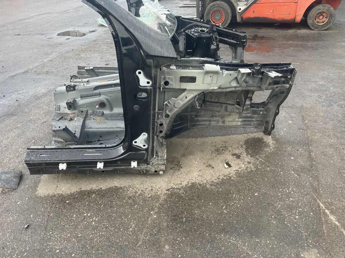 MERCEDES-BENZ GLE W167 Front Right Quarter Panel 3.0 Petrol 269kW 2023 32145703