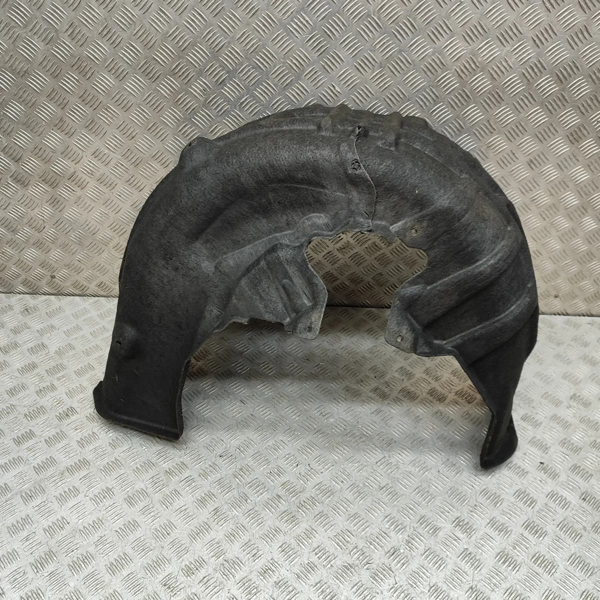 VOLVO V60 MK2 Rear Right Arch Liner 31425478 2.0 Hybrid 220kW 2022 32196614