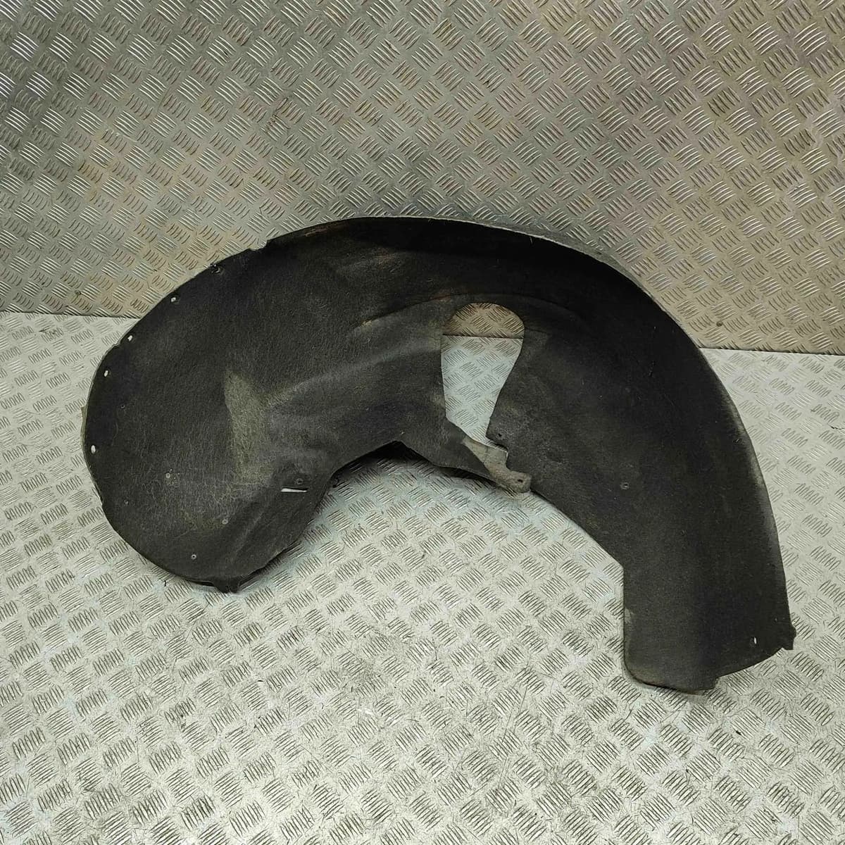 VOLKSWAGEN PHAETON MK1 3D Rear Right Arch Liner 3D0810970D 6.0 Petrol 309kW 2003