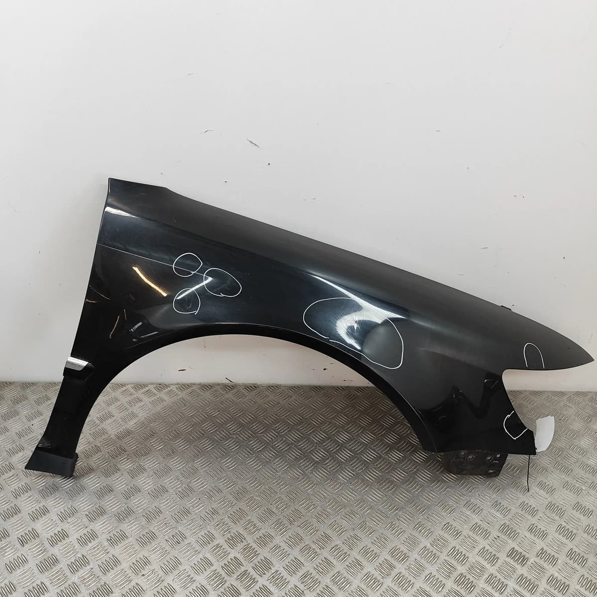 VOLKSWAGEN PHAETON 3D Front Right Fender 3D0821022J 2003 32379072