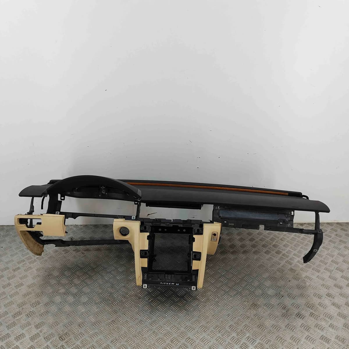 VOLKSWAGEN PHAETON MK1 3D Dashboard 3D1857009 LHD 2003 32387081