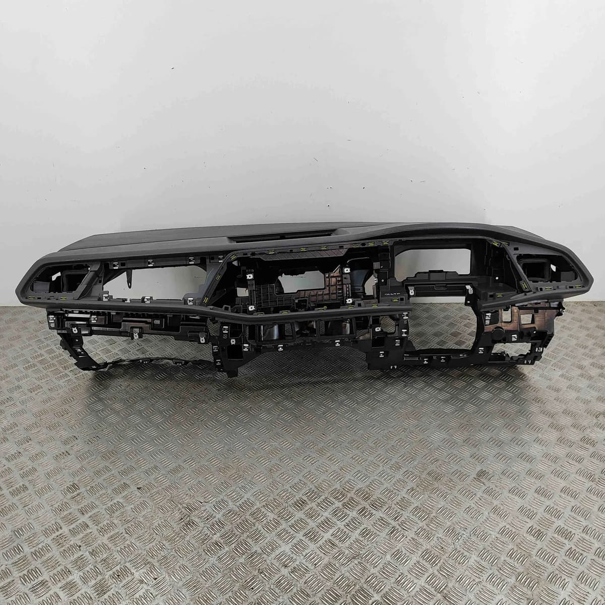 VOLKSWAGEN MULTIVAN T7 Dashboard 7T2857003F RHD 2024 32397659
