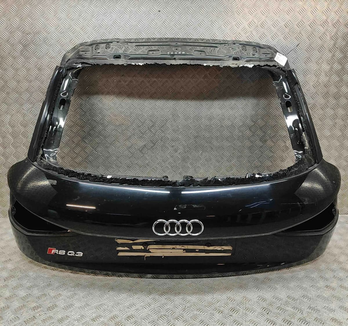 AUDI Q3 8U Tailgate 8U0827025B 2.5 Petrol 228kw 2014 32408137