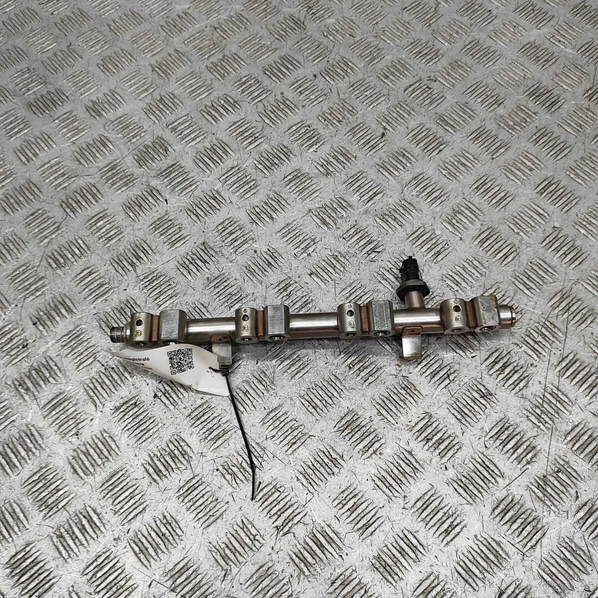 KIA SPORTAGE QL Fuel Rail 35360-2B380 1.6 Petrol 130kw 2021 32443978