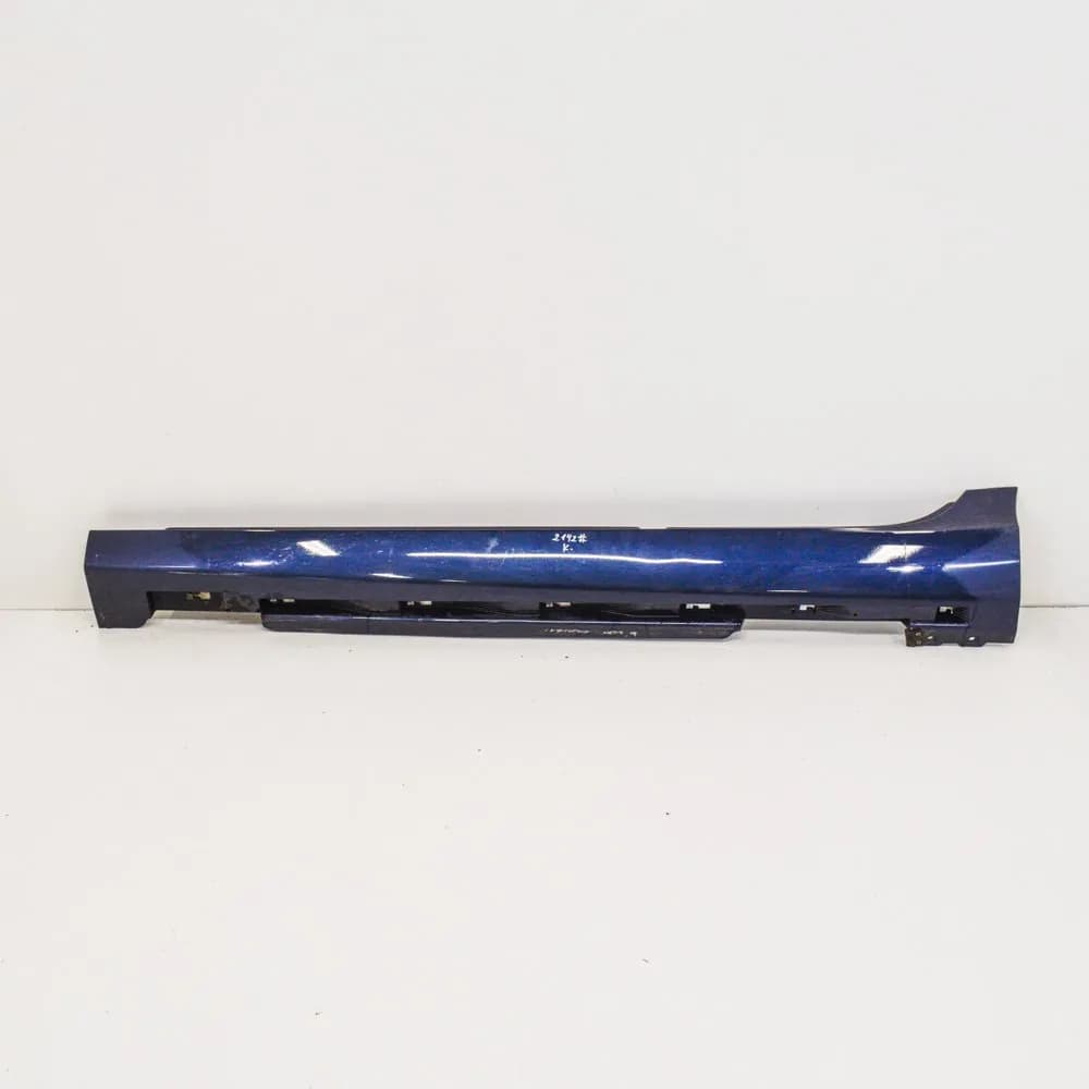 VOLVO V40 Hatchback 2015 Left Side Plastic Sideskirt Cover 31395042
