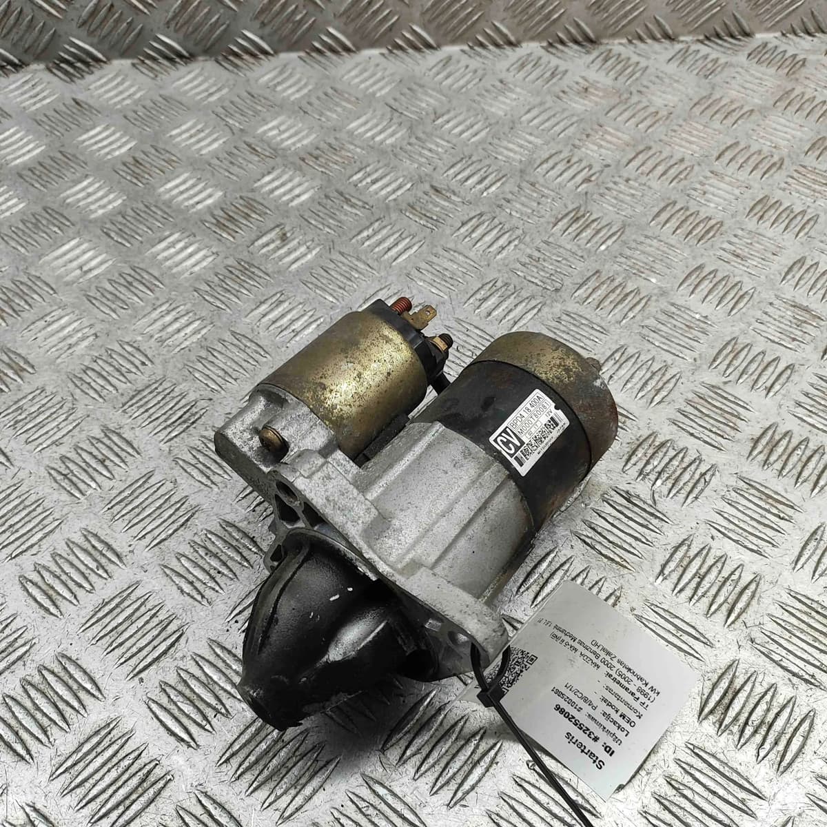MAZDA MX-5  NB Starter Motor M000T80081 1.6 Petrol 81kw 2000 32552086