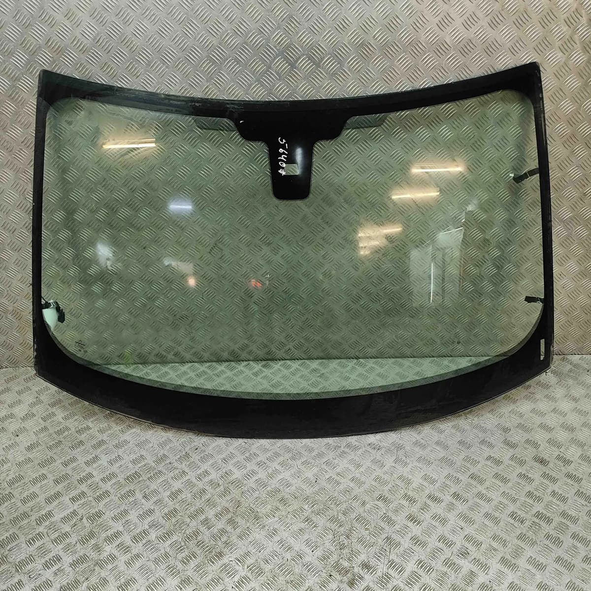 LAND ROVER RANGE ROVER EVOQUE L538 Front Windshield EJ32-03010-UB 2014 32571586