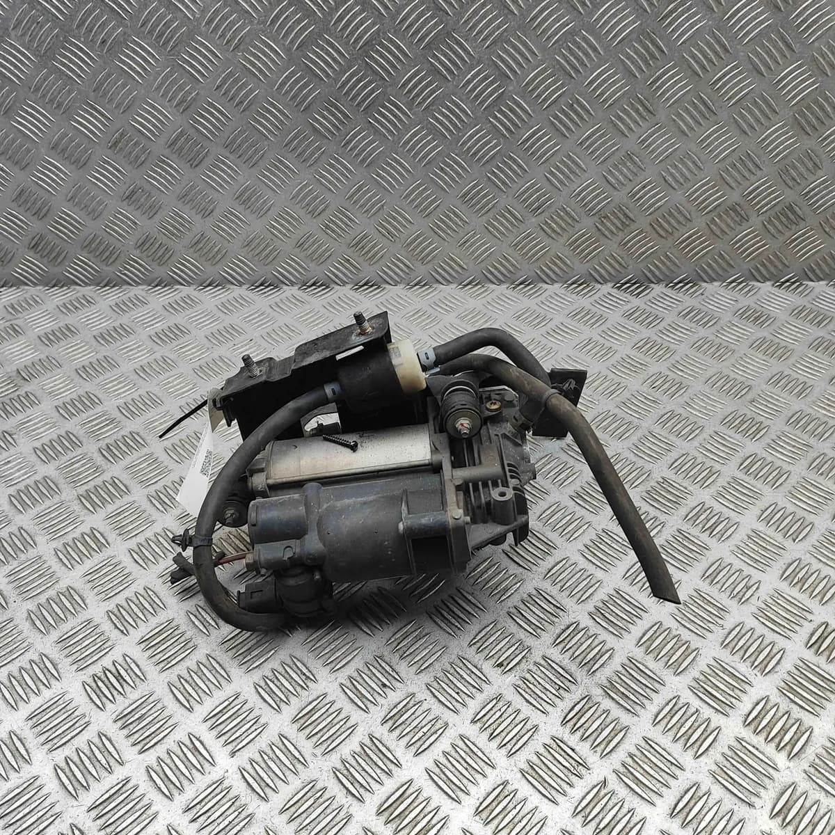 MERCEDES-BENZ GLE Coupe C292 Air Suspension Compressor A1663200204 5.5P 430kW