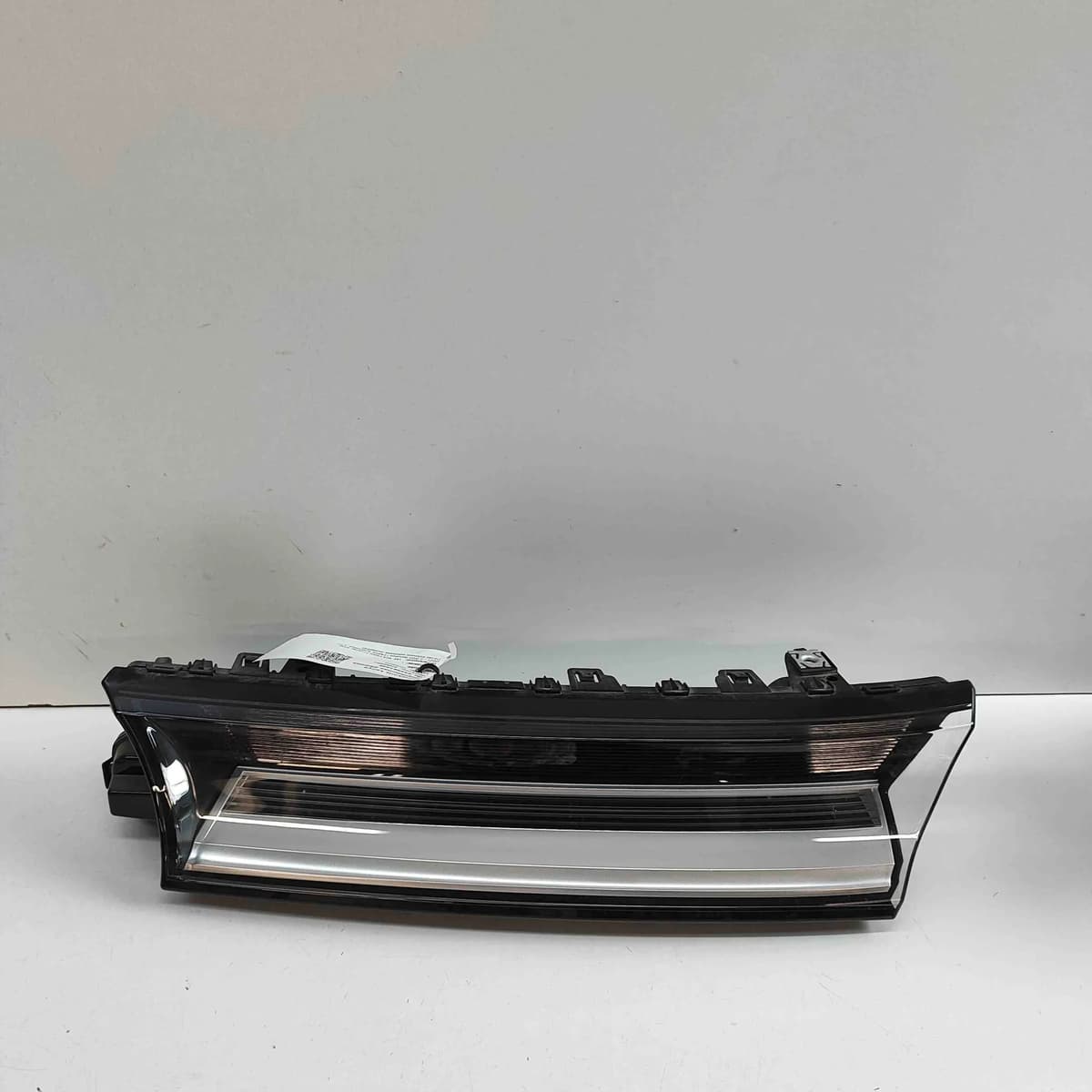 Volkswagen MULTIVAN T7 Front Left Daytime DLR Light 7T0941653B 2024 32581448