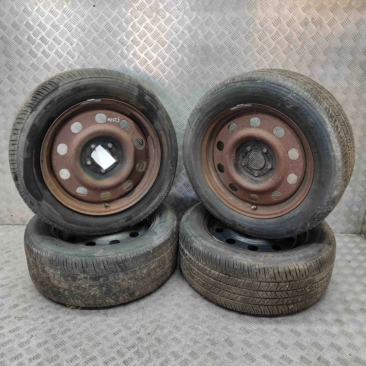 FORD USA CROWN VICTORIA Steel Wheel Set 7W73-1007-CA 4.6 Petrol 186kw 32632553