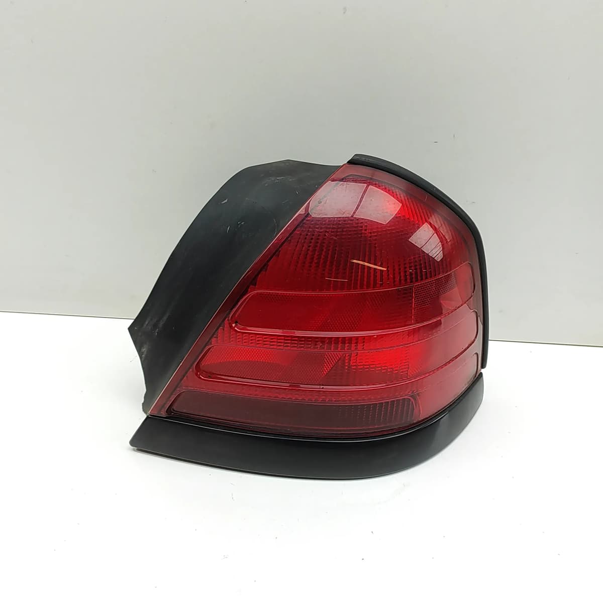FORD USA CROWN VICTORIA Rear Right Tail Light  8W7Z-13404-A 4.6 Petrol 32698641