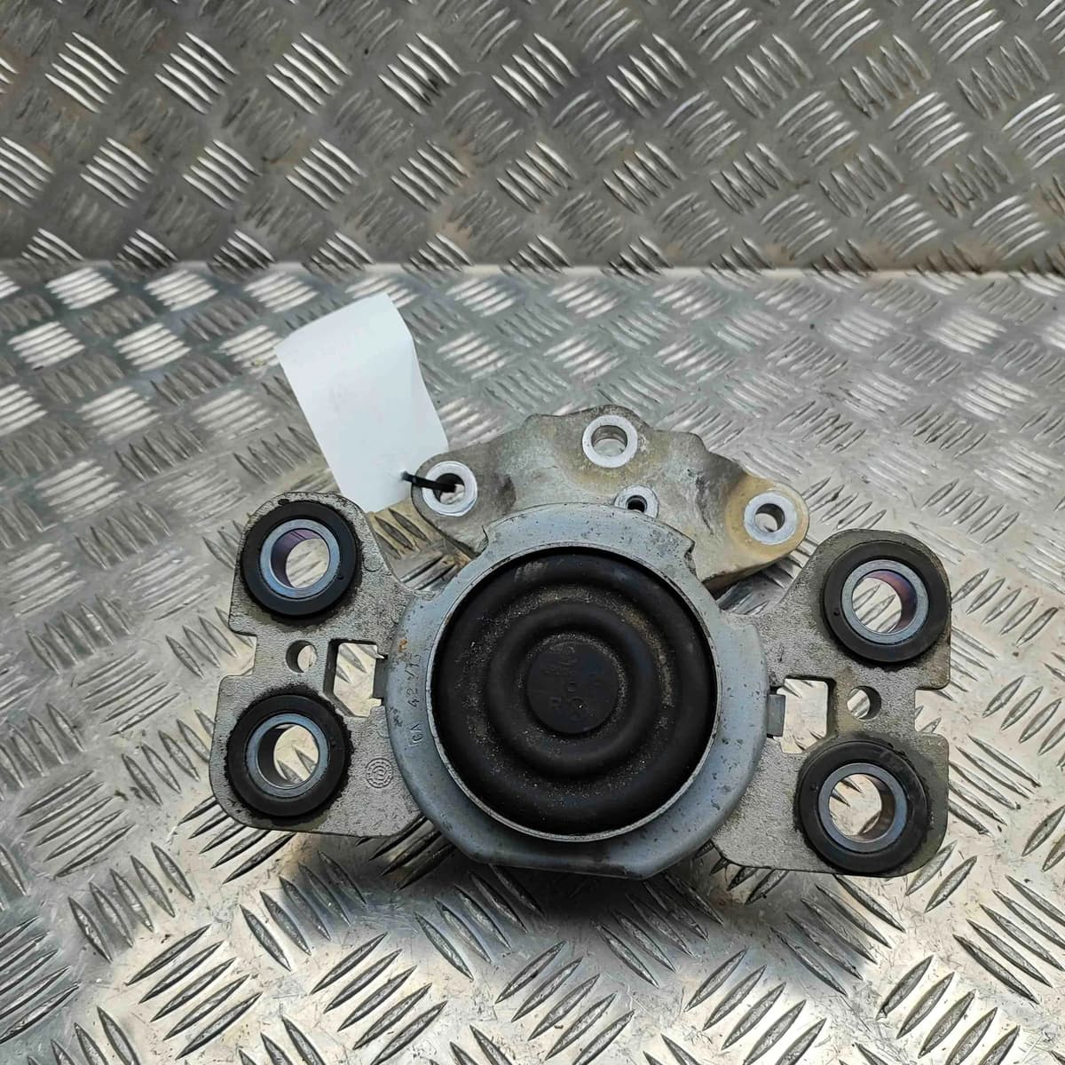 VOLVO V70 MK3 Left Side Engine Mount 31401307 2.0 Diesel 133kW 2014 32737946
