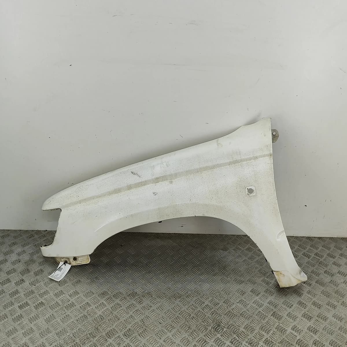 TOYOTA 4 RUNNER MK3 N180 Front Left Fender 53802-35630 1995 32739611