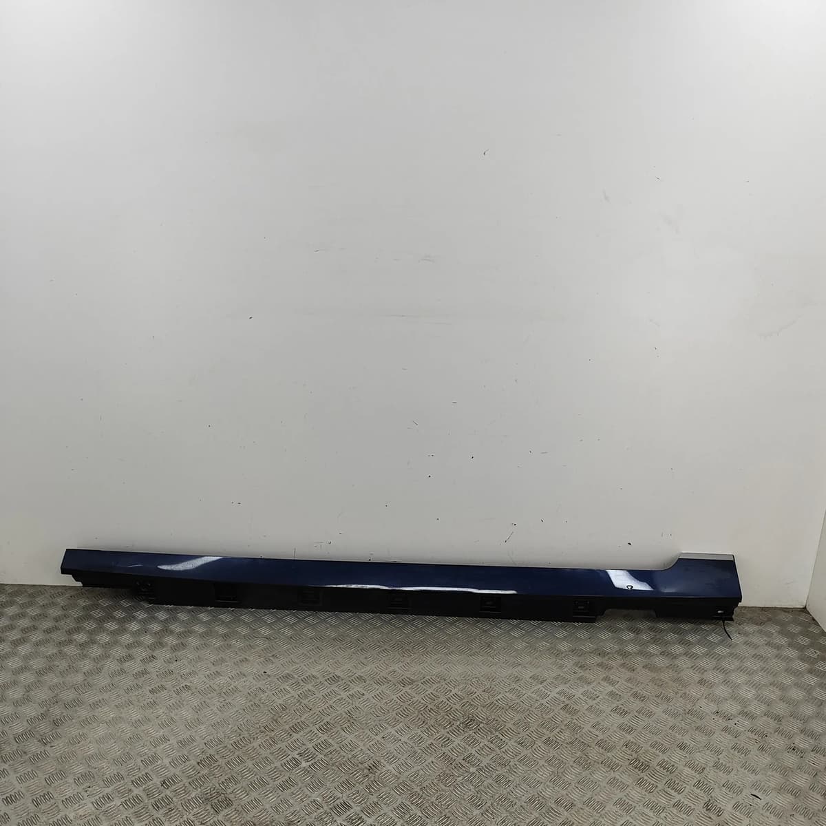 VOLKSWAGEN PASSAT Variant B8 3G Left Side Plastic Sideskirt Cover 3G0853857 2016