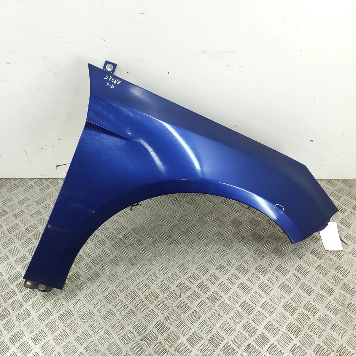 FORD FOCUS MK3 C346 Front Right Fender PBM51-A16008-AG 1.0 Petrol 92kW 2014