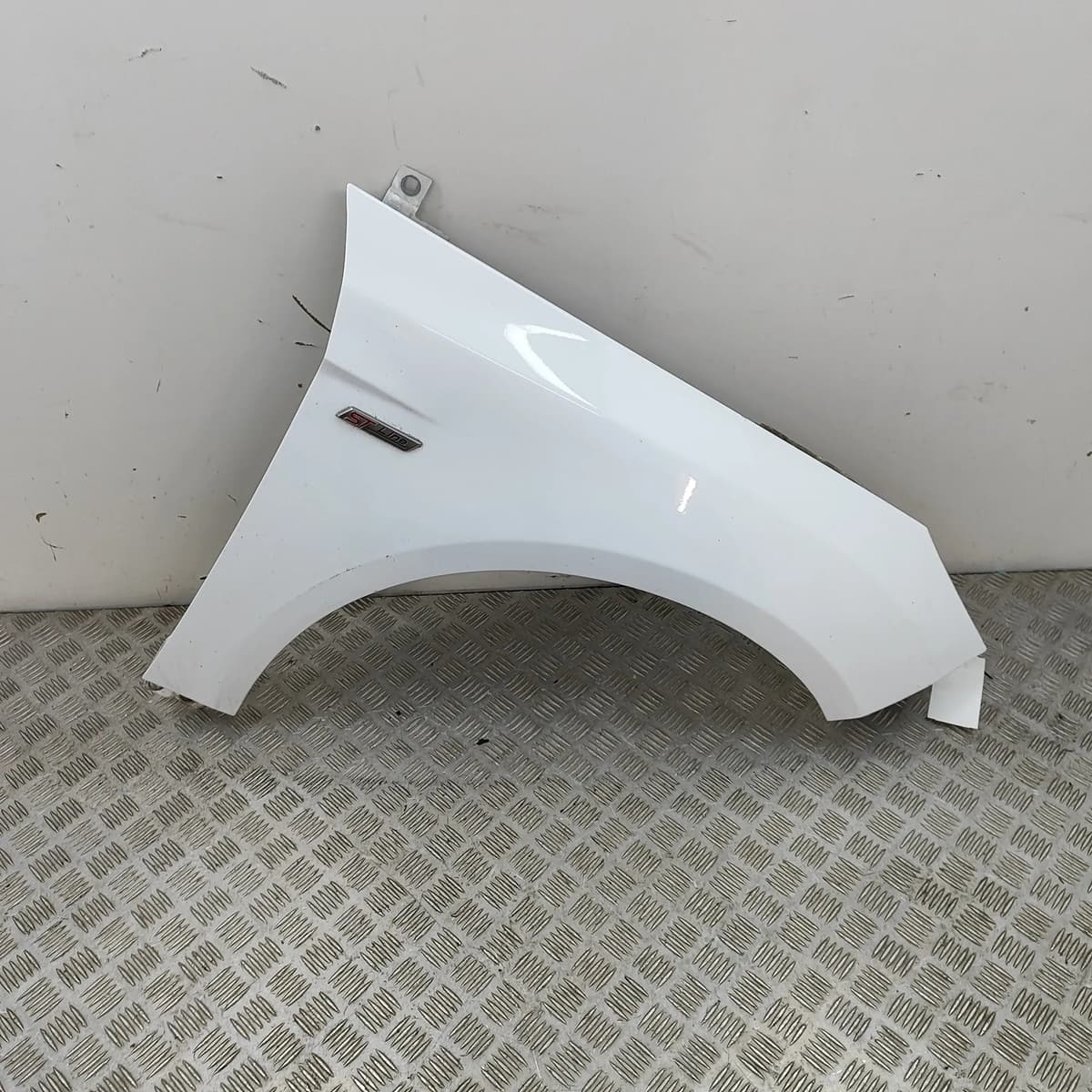 FORD FOCUS MK3 C346 Front Right Fender PBM51-A16008-AG 2017 32765473