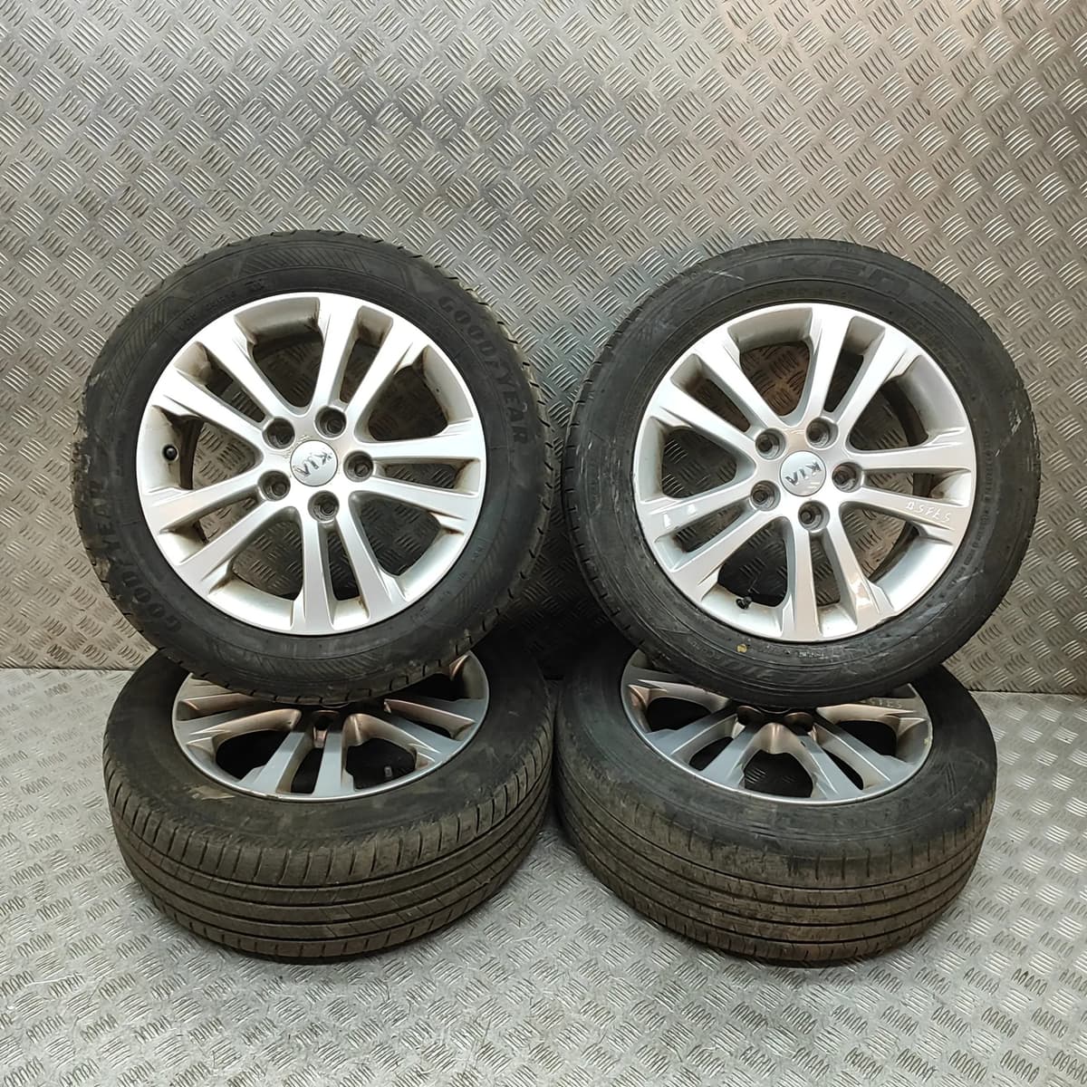 KIA CEE'D JD Alloy Wheel Set 52910-A2220 1.6 Diesel 81kw 2013 32784981