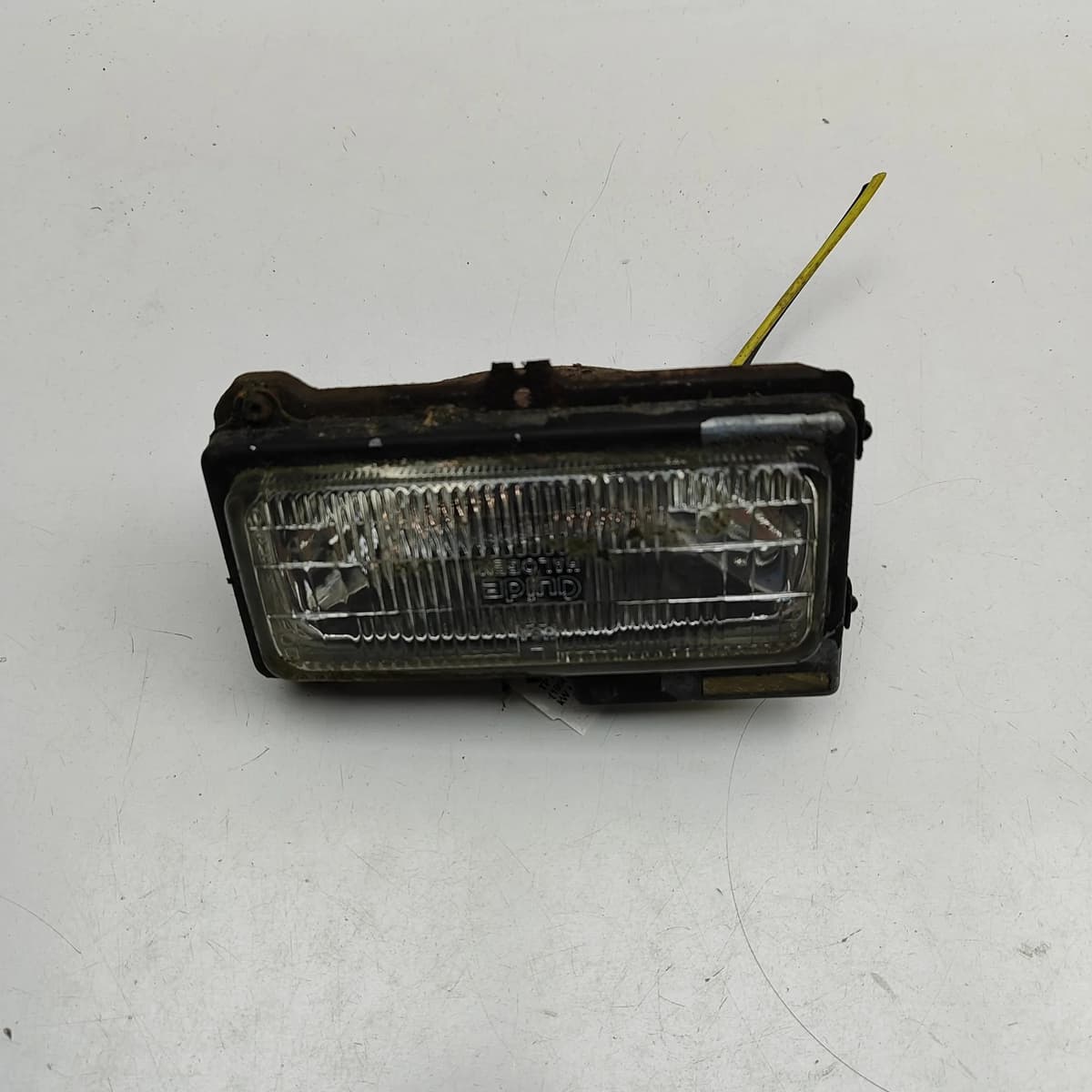 CHEVROLET CAMARO Front Right Headlight 16517065 3.4 Petrol 119kw 1993 32808235