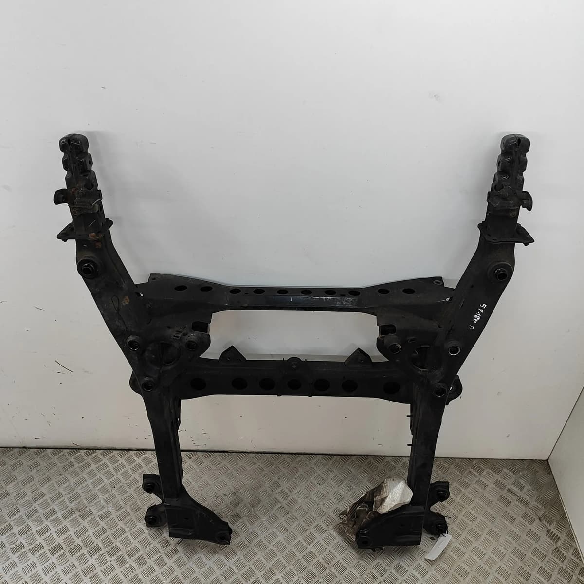 MERCEDES-BENZ VITO Tourer W447 Front Subframe A4476200088 2.1 Diesel 32843356