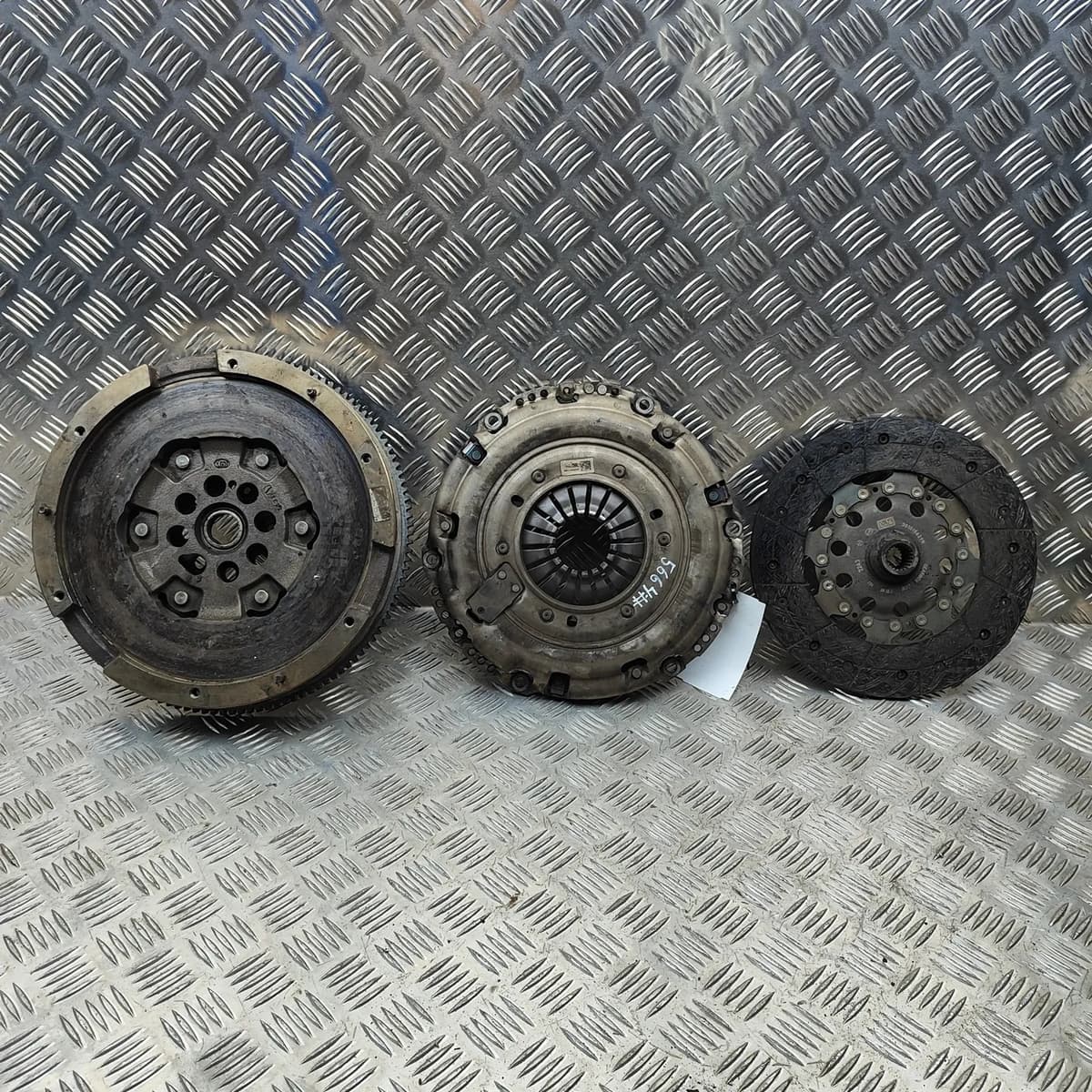 RENAULT MASTER MK3 Clutch Kit 301015629R 2.3 Diesel 107kW 2022 32854780