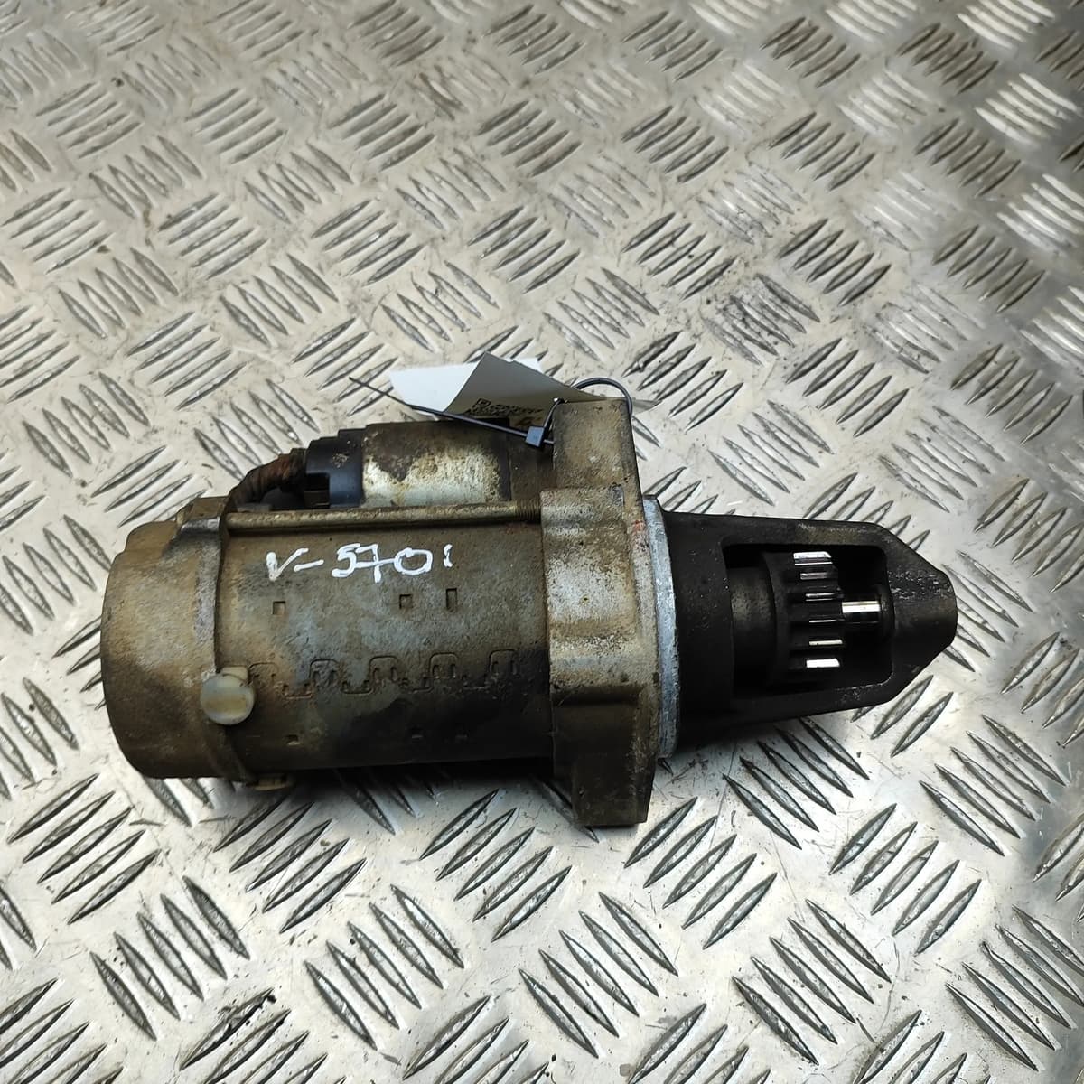MERCEDES-BENZ SPRINTER 3,5-t Van 907, 910 Starter Motor A6549060800 32854907