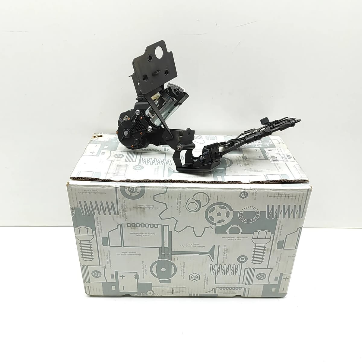MERCEDES-BENZ AMG GT X290 Roof Folding Mechanism A1907701000 4.0 Petrol 32858017