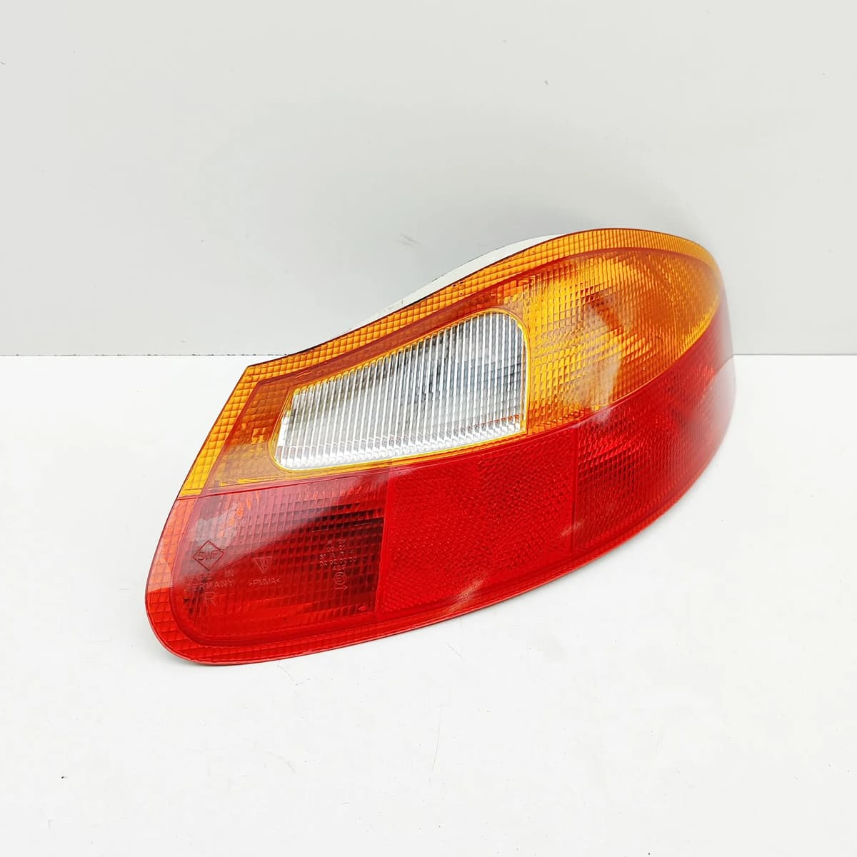 PORSCHE BOXSTER 986 Rear Right Tail Light  98663144203 2.5 150kw 32887685 RHD
