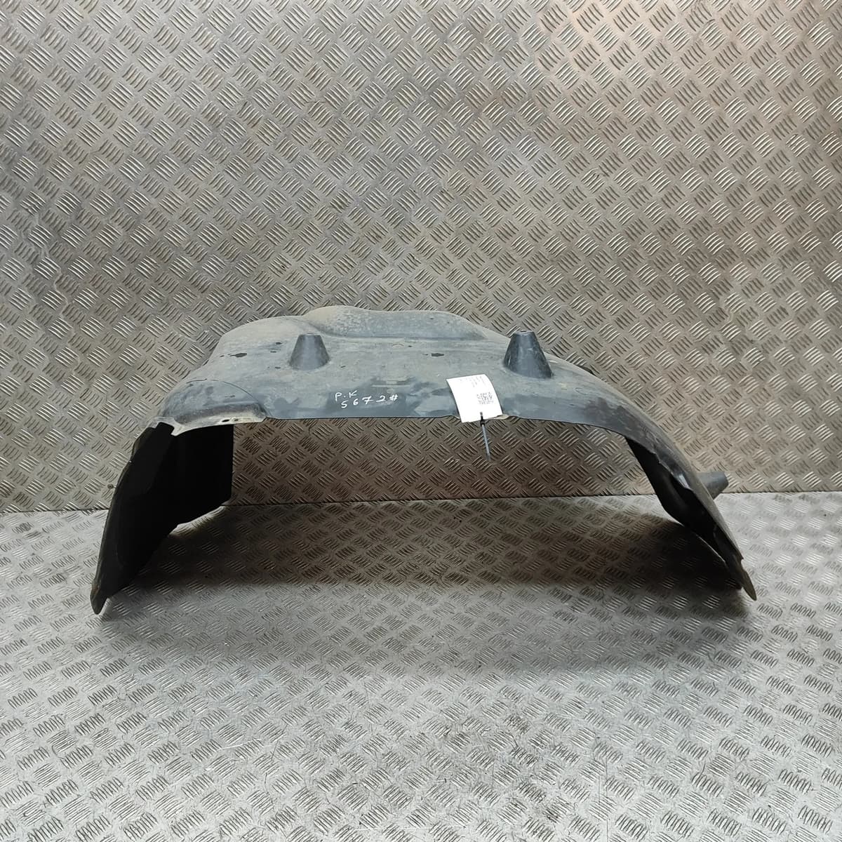 VOLKSWAGEN AMAROK 2H Front Left Arch Liner 2H0809961B 2.0 Diesel 132kW 2013