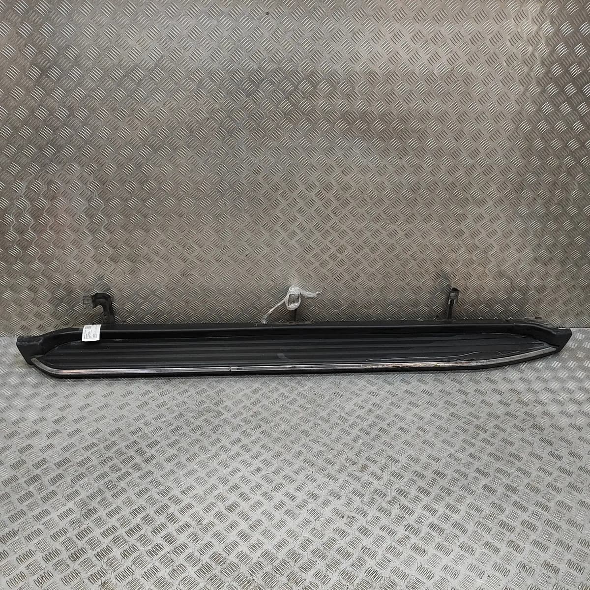 CADILLAC ESCALADE MK4 Right Side Plastic Sideskirt Cover 22813703 2019 32961565