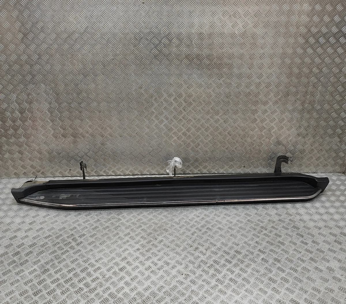 CADILLAC ESCALADE GMT K2UL Left Side Plastic Sideskirt Cover 22813702 2019