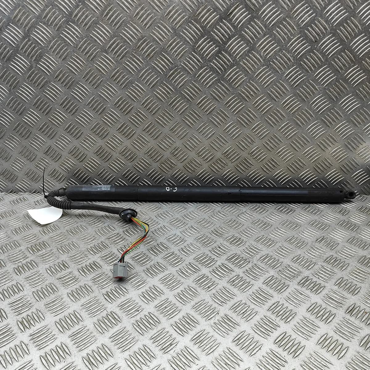 TESLA MODEL S Right Side Tailgate Gas Strut 6006610-00-C 568kw 2019 32994457